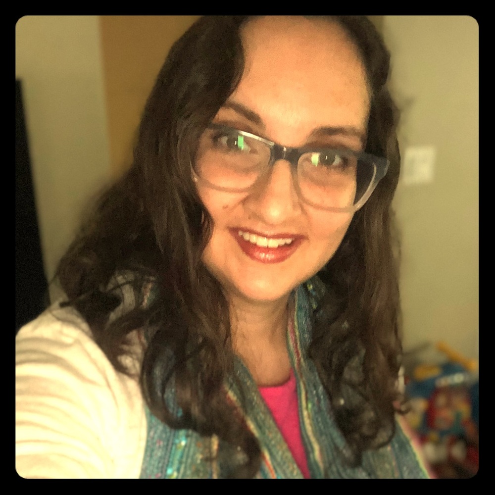 Meet your Posher, Sara